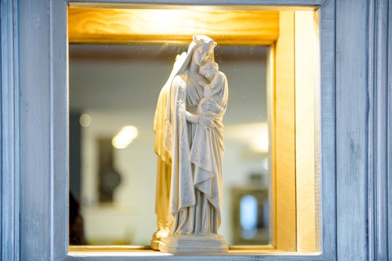 Hotel La Sainte Famille Lourdes Zewnętrze zdjęcie