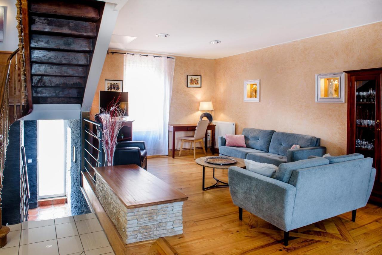 Hotel La Sainte Famille Lourdes Zewnętrze zdjęcie