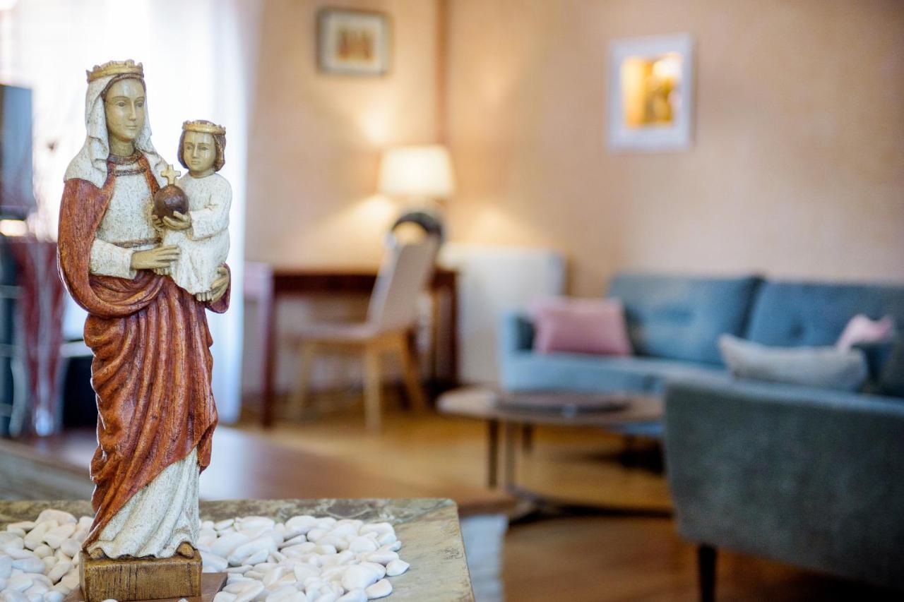 Hotel La Sainte Famille Lourdes Zewnętrze zdjęcie
